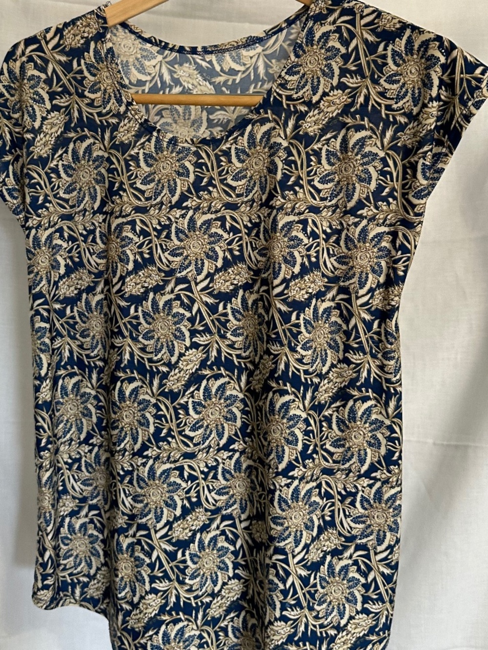 Blue & Cream Floral Blouse | Lightweight Cap Sleeve Top Size M